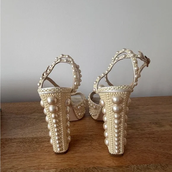 Jimmy Choo Sacaria Platform 120: Pearl-Studded Ivory Heels - Picture 4 of 10
